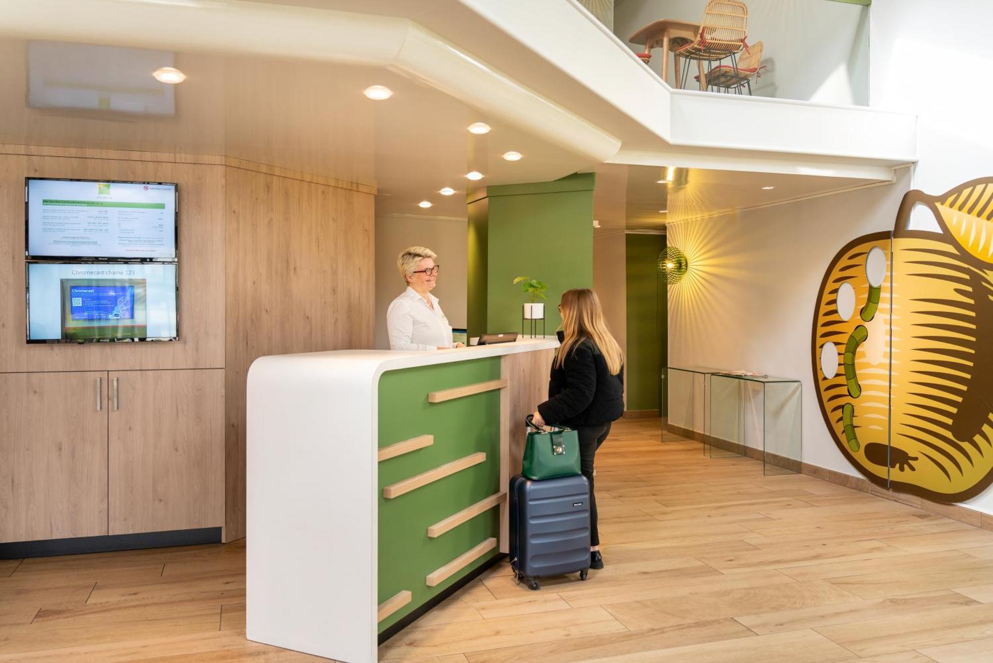 Ibis Styles Lisieux Normandie Exterior photo